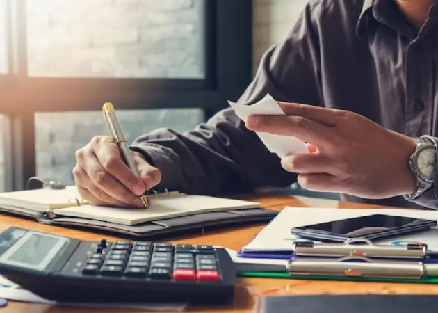 Why Des Moines Residents Choose Our Tax Preparation Firm